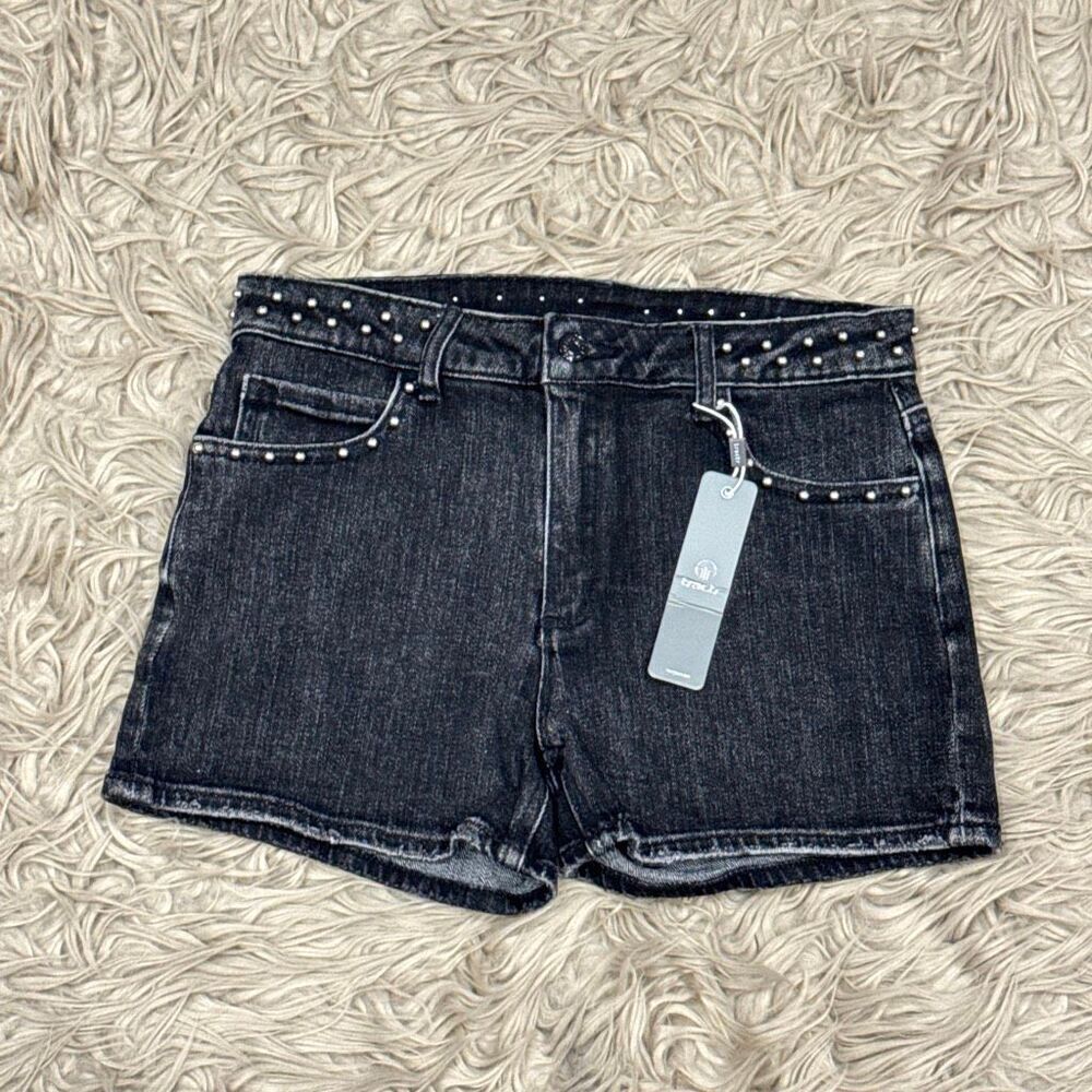 NWT Tractr denim studded shorts size 14